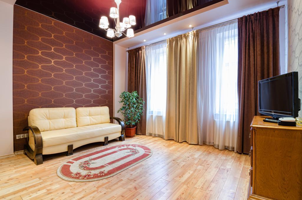 Leogrand Apartments On Doroshenka 34 Λβιβ Εξωτερικό φωτογραφία