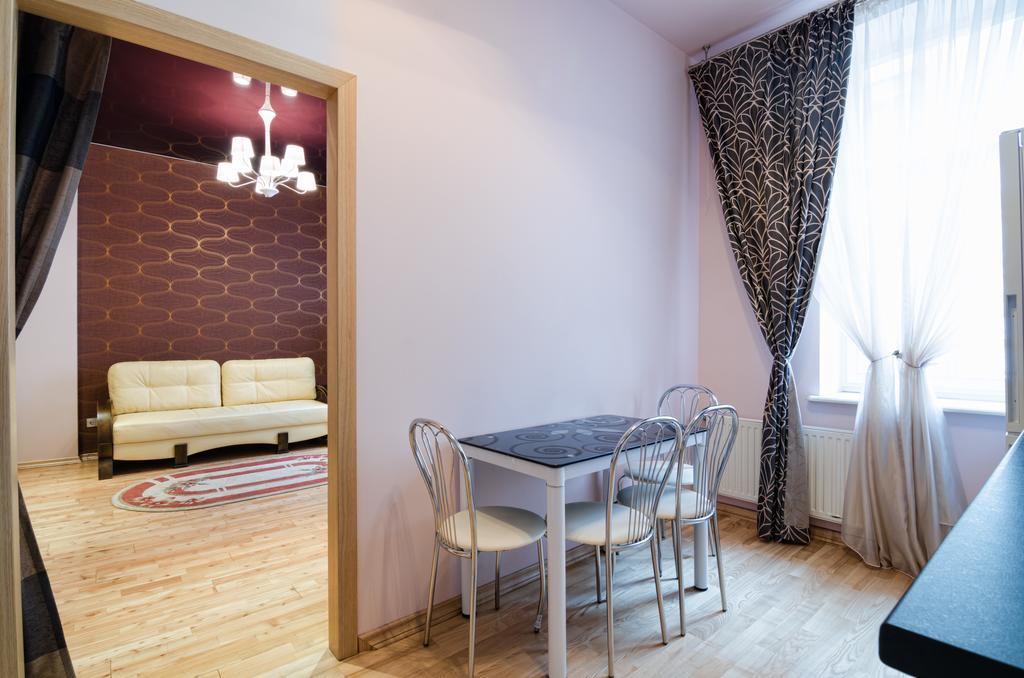 Leogrand Apartments On Doroshenka 34 Λβιβ Εξωτερικό φωτογραφία